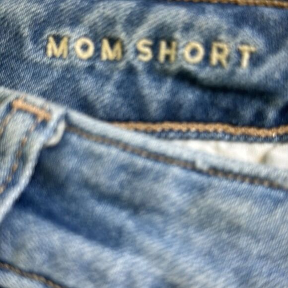 American Eagle Mom Short High Rise Stretch Size 6 - Picture 6 of 7